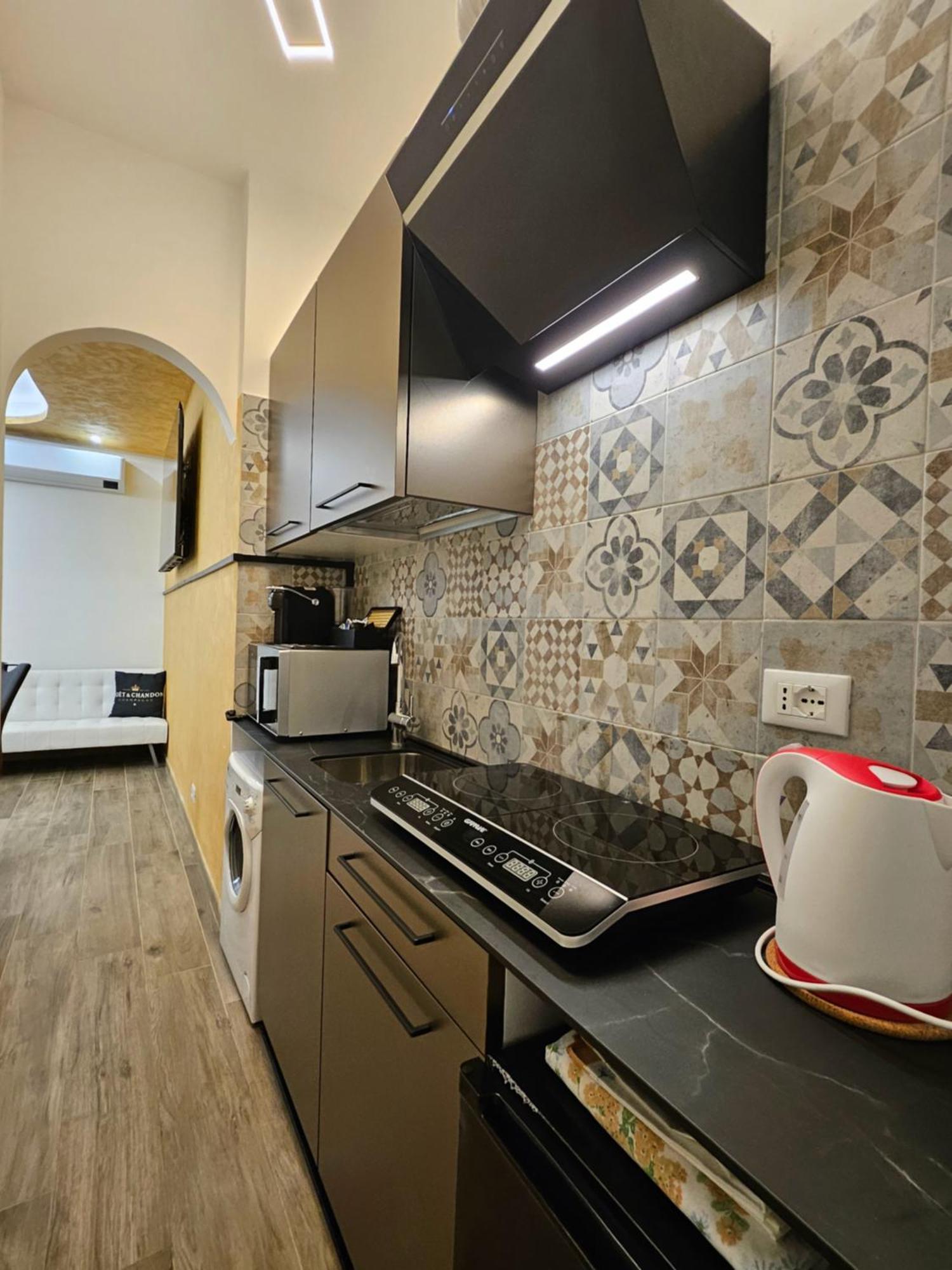 La Apartment *